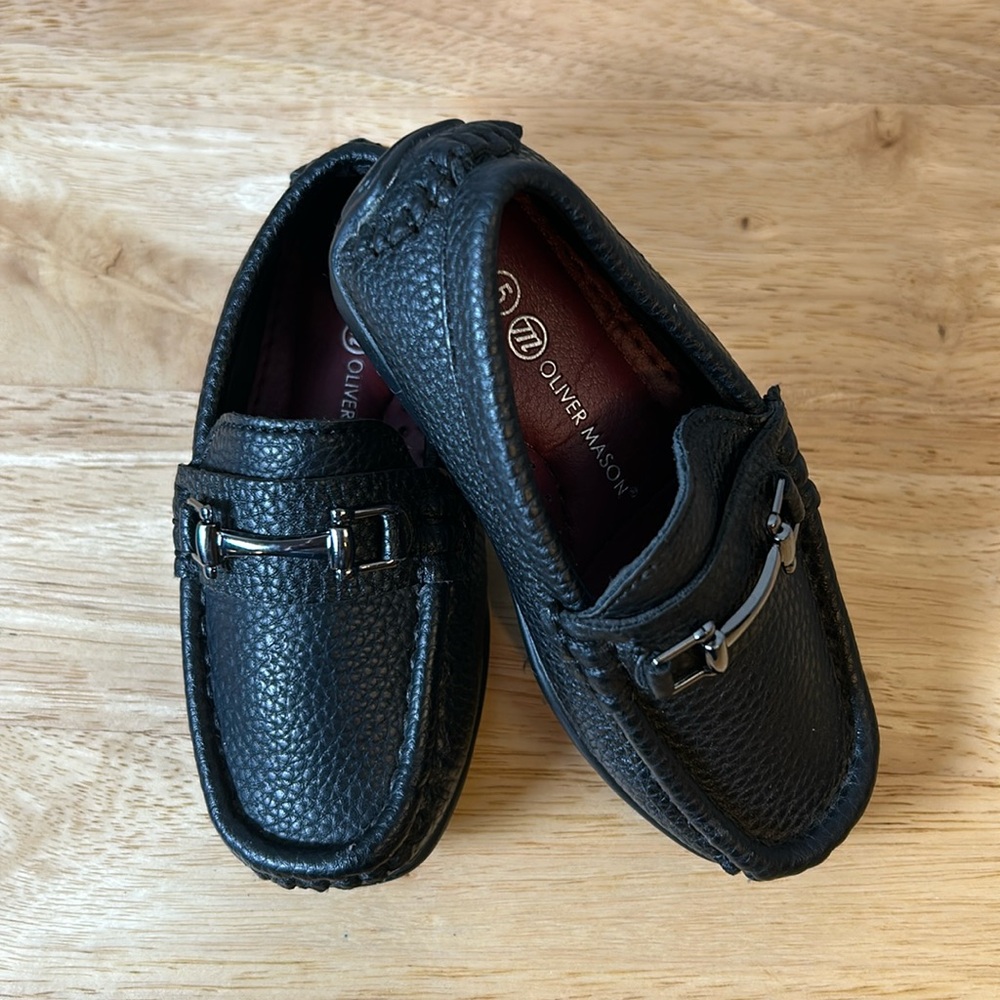 Excellent condition Oliver Mason toddler shoes